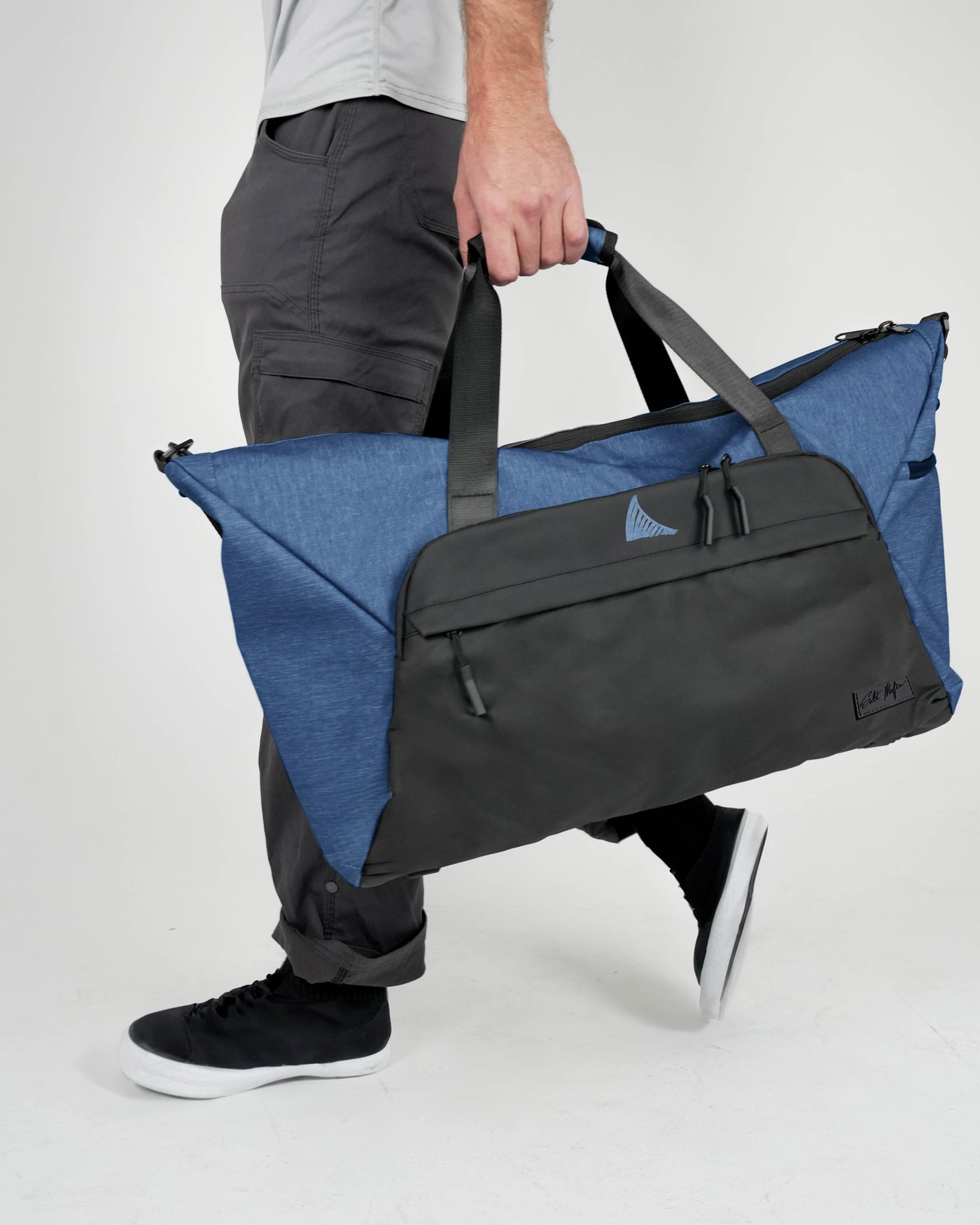 THE SKYLINE (travel bag)