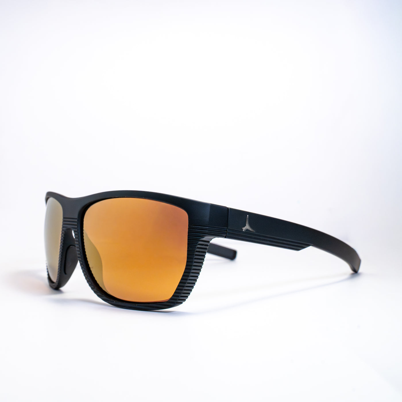 THE RIDGE (black/orange)